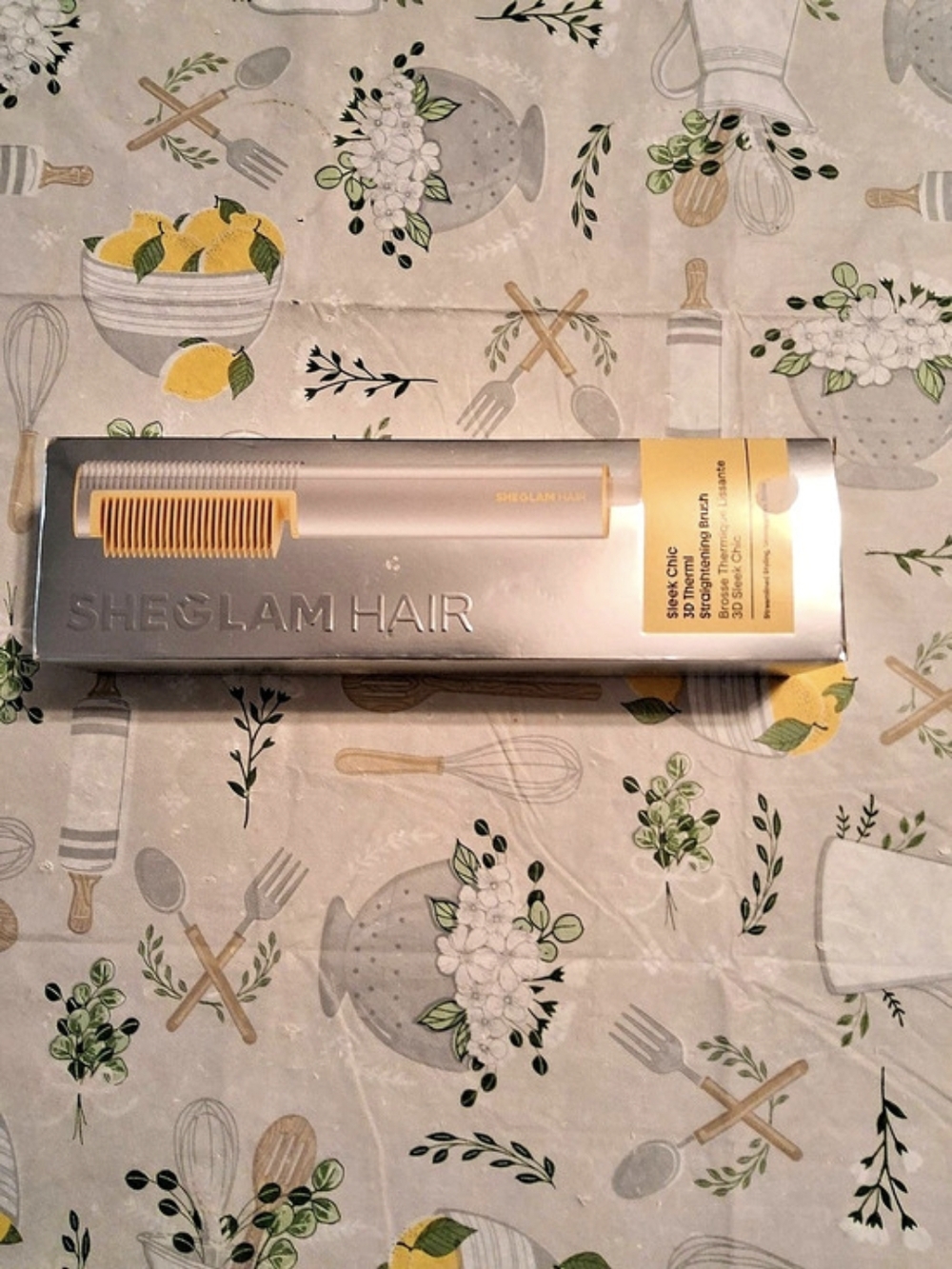 SHEGLAM Sleek Chic 3D Thermal Straightening Brush Gold & Pink